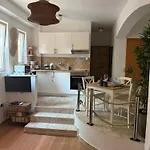 Allure 2 Apartment *